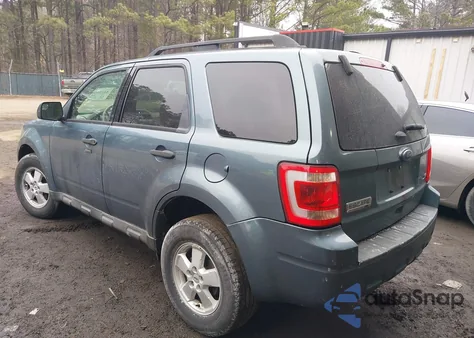 2012 Ford Escape Xlt z USA, uszkodzony, nr VIN 1FMCU0DG8CKB39452